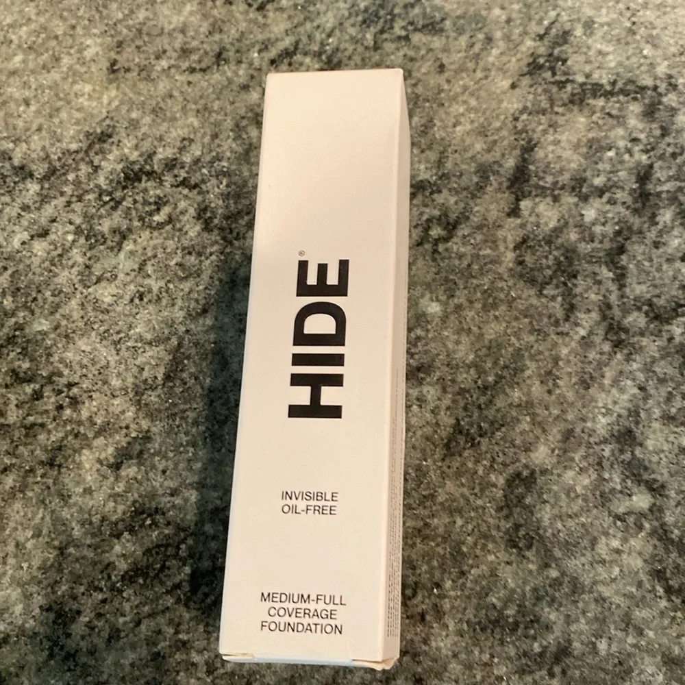 Hide Foundation in Chiffon